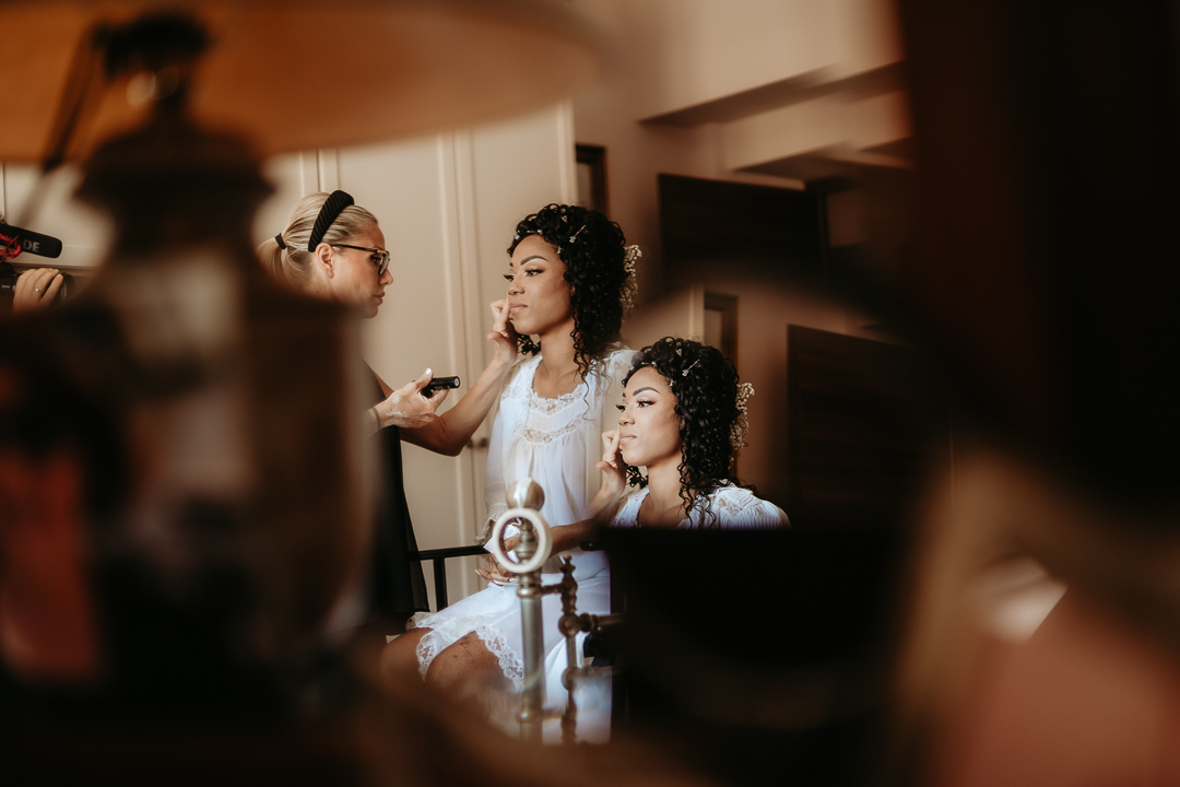 bride s getting ready-terracina-matrimonio terracina- matrimonio grappolo duva-destination wedding in italy-dario graziani photographer-matrimonio in italia-matrimonio roma