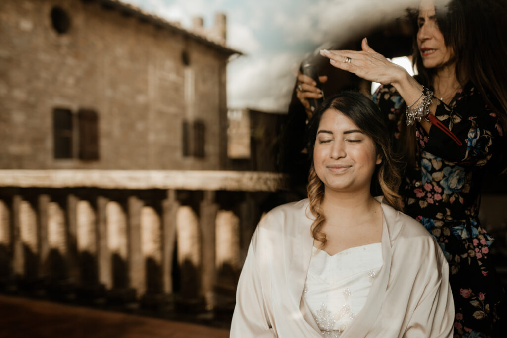 Destination Wedding in Tuscany Wedding in Tuscany destination wedding in italy destination wedding photographer destination wedding photographer in italy castello di badia wedding castello di badia best photographer in italy