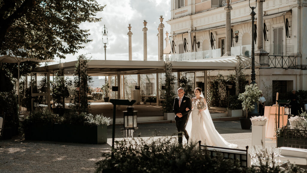 Destination Wedding Destination Wedding in Rome Destination Wedding in Italy Bride Groom Bridesmaids Rome Casina Valadier