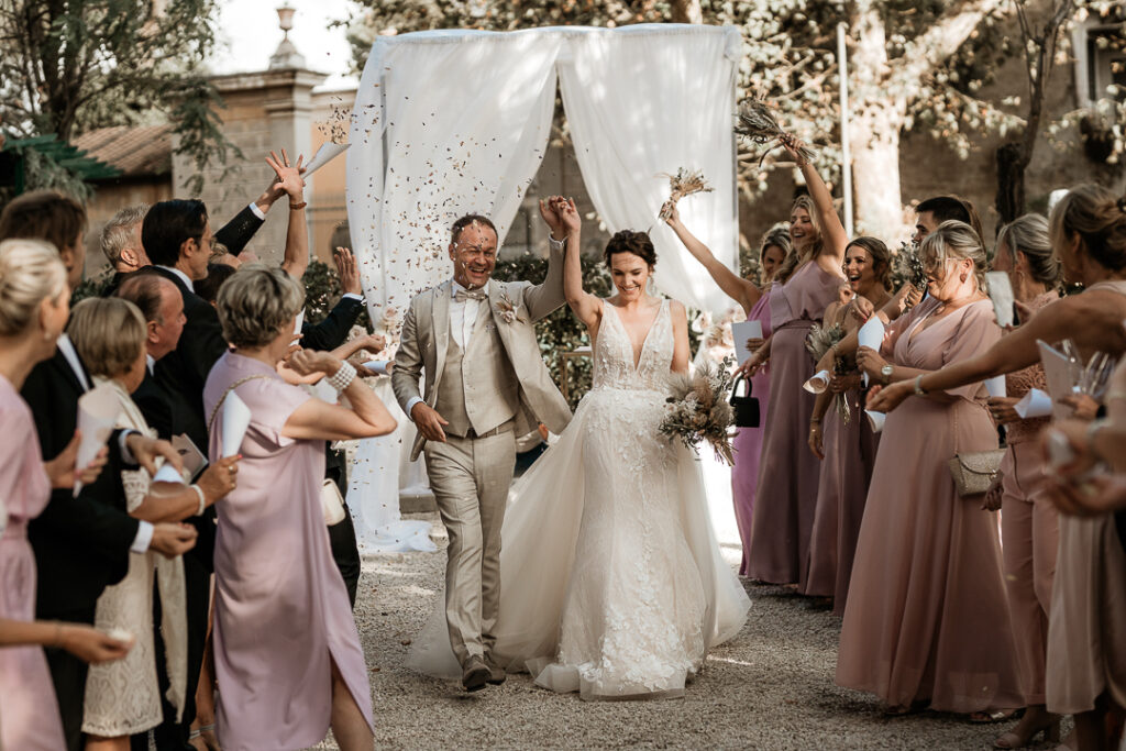 Destination Wedding Destination Wedding in Rome Destination Wedding in Italy Bride Groom Bridesmaids Rome Casina Valadier