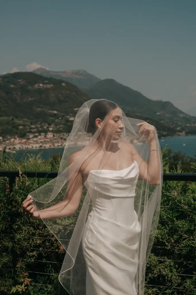 Isola del Garda Elopement
couple portraits during an Isola del Garda elopement
